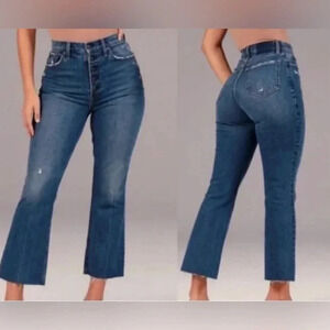 ABERCROMBIE AND FITCH THE KICK FLARE ULTRA HIGH RISE CURVE LOVE